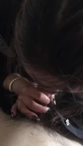 去陪读少妇的出租屋干她 口活真好